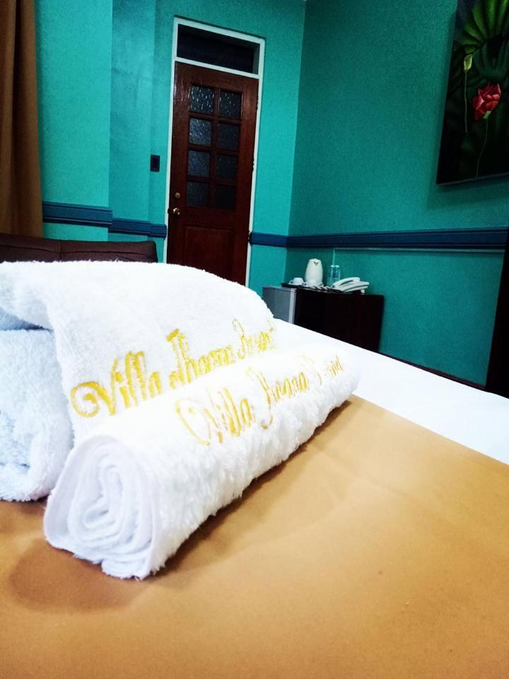 Villa Jhoana Resort Angono Rum bild