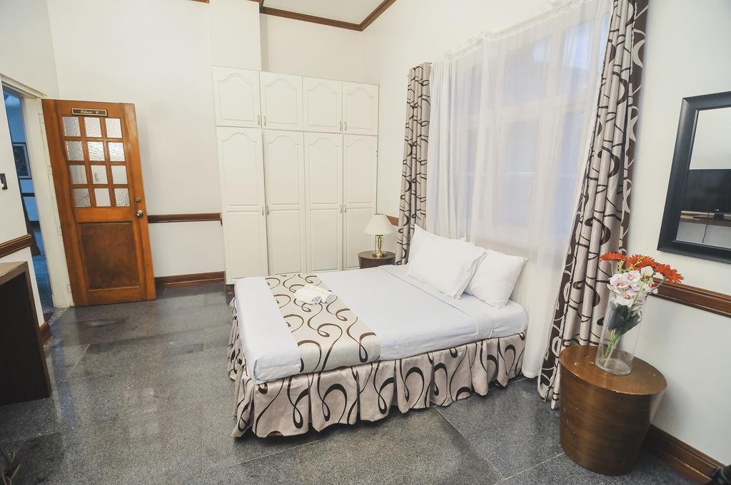 Villa Jhoana Resort Angono Exteriör bild