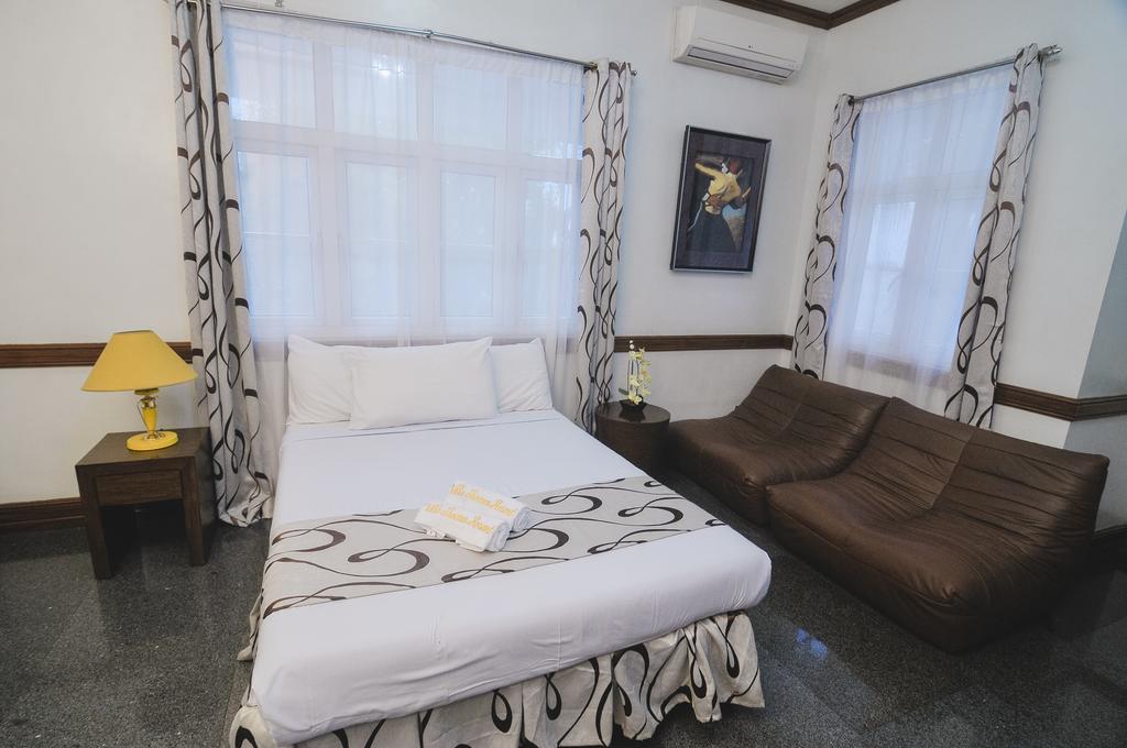 Villa Jhoana Resort Angono Exteriör bild
