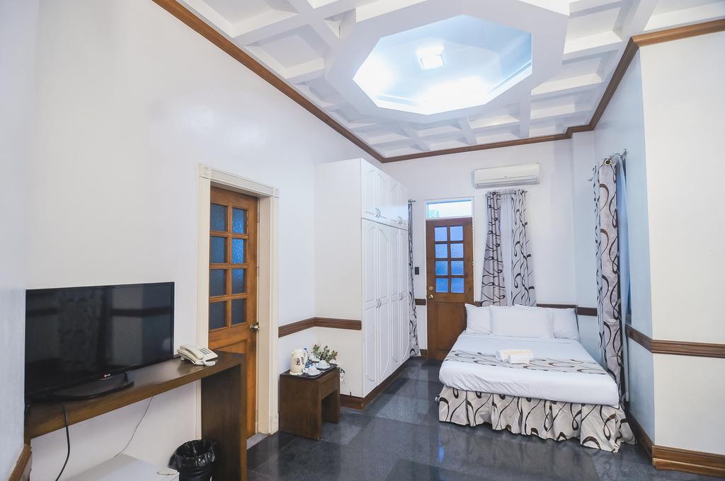 Villa Jhoana Resort Angono Exteriör bild