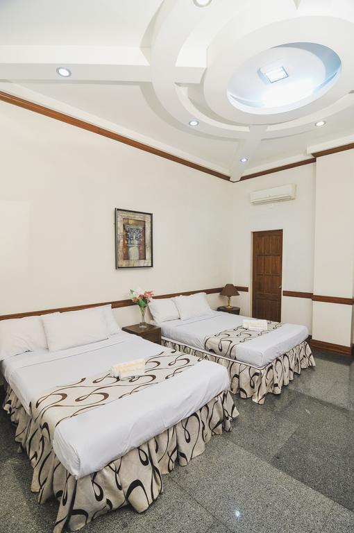 Villa Jhoana Resort Angono Exteriör bild