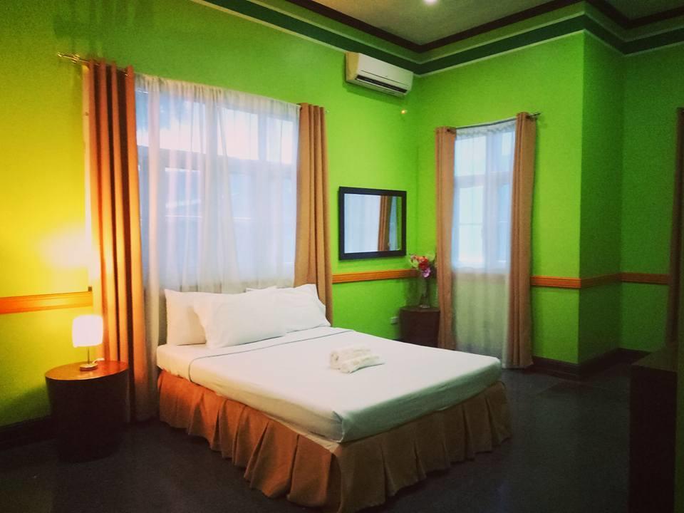 Villa Jhoana Resort Angono Exteriör bild